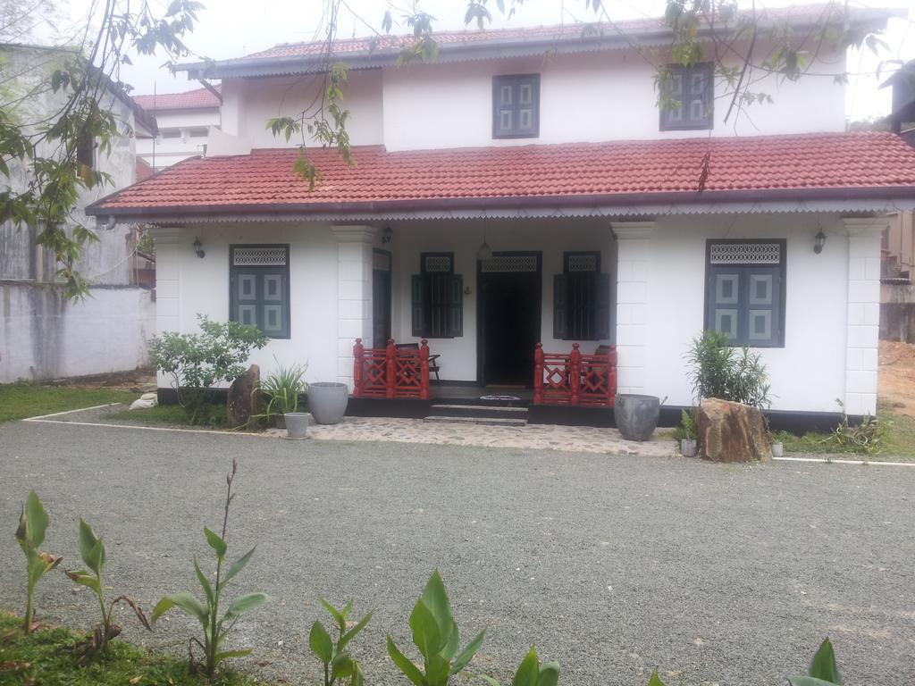 Sunray Villa And Resort Unawatuna Ngoại thất bức ảnh