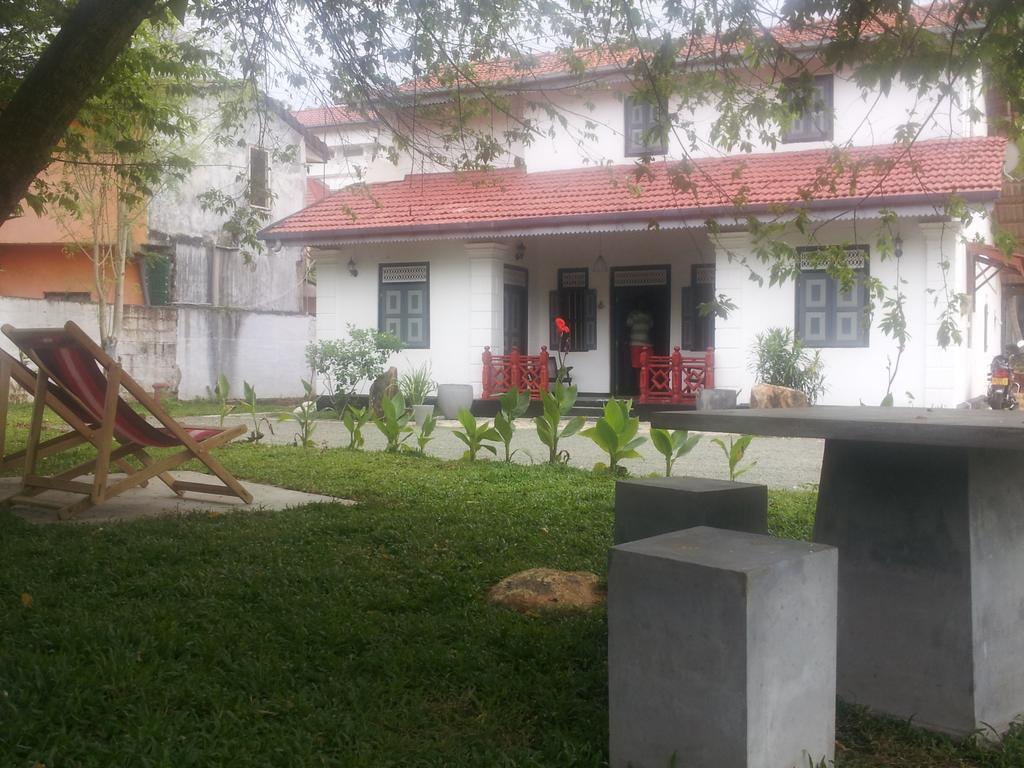 Sunray Villa And Resort Unawatuna Ngoại thất bức ảnh