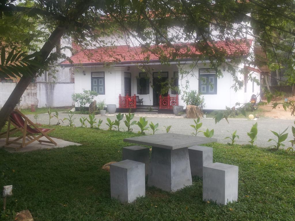 Sunray Villa And Resort Unawatuna Ngoại thất bức ảnh