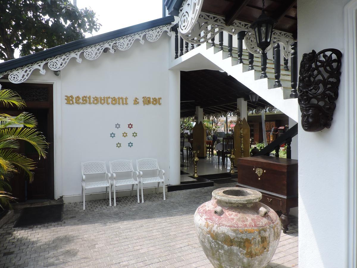 Sunray Villa And Resort Unawatuna Ngoại thất bức ảnh