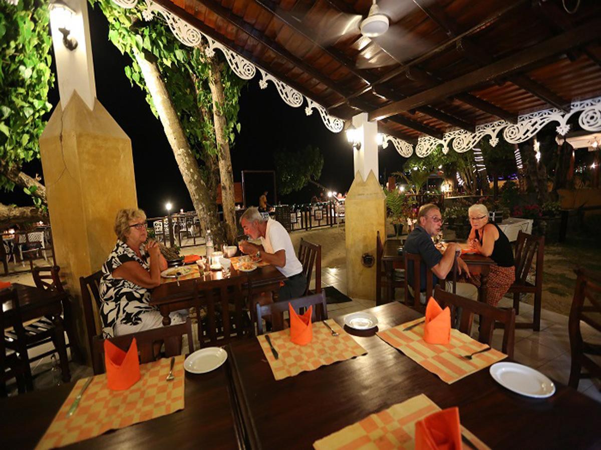 Sunray Villa And Resort Unawatuna Ngoại thất bức ảnh